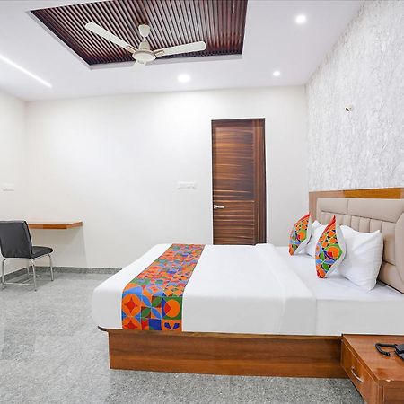 Fabhotel Platinum Palace - Nr Magadi Main Road Bangalore Luaran gambar