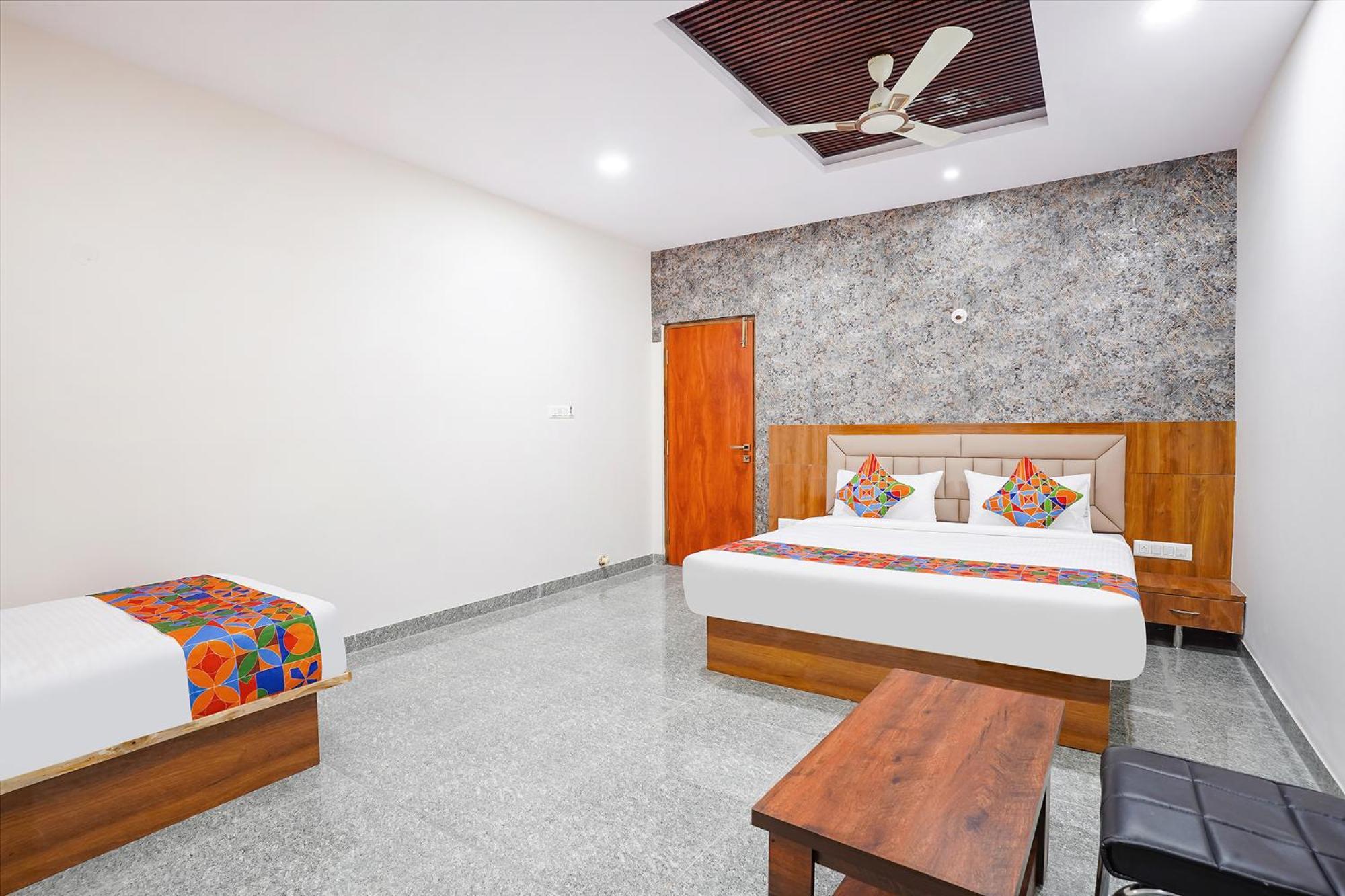 Fabhotel Platinum Palace - Nr Magadi Main Road Bangalore Luaran gambar