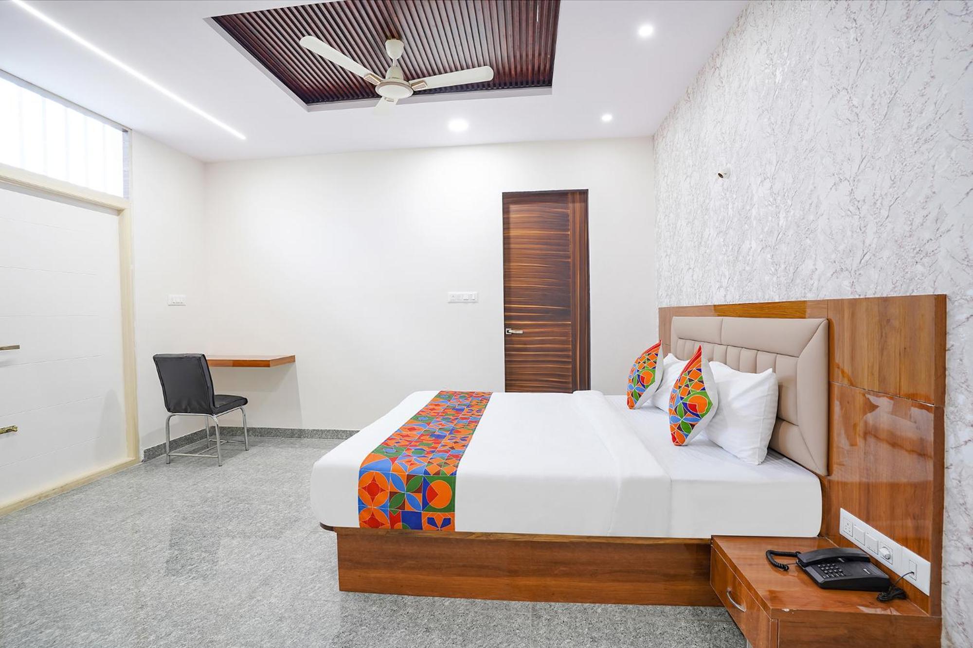 Fabhotel Platinum Palace - Nr Magadi Main Road Bangalore Luaran gambar