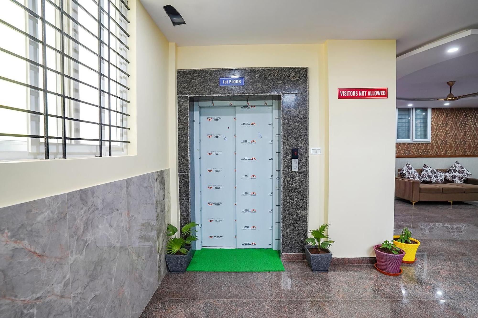 Fabhotel Platinum Palace - Nr Magadi Main Road Bangalore Luaran gambar