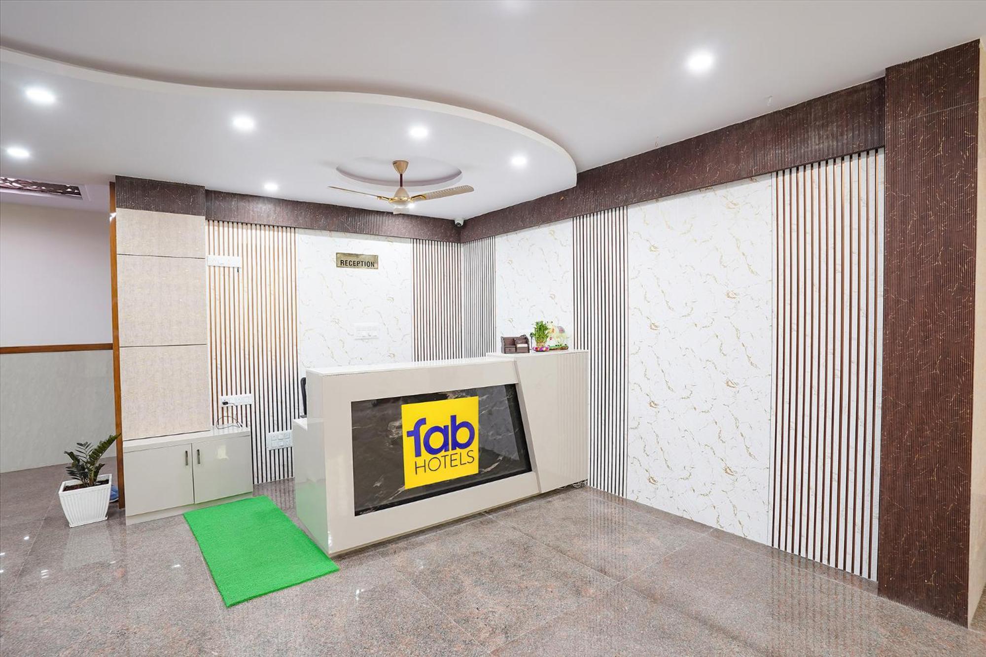 Fabhotel Platinum Palace - Nr Magadi Main Road Bangalore Luaran gambar