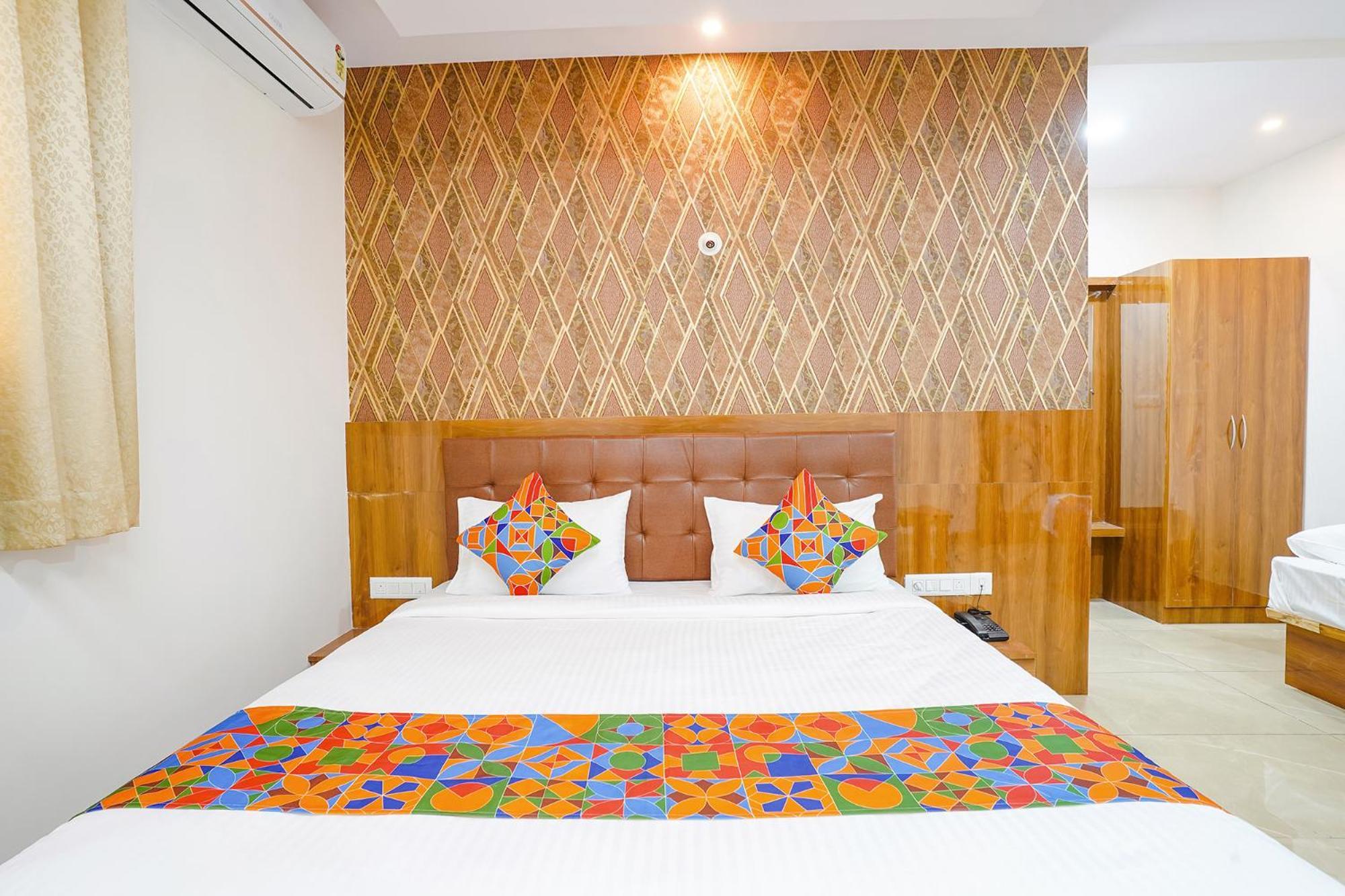 Fabhotel Platinum Palace - Nr Magadi Main Road Bangalore Luaran gambar