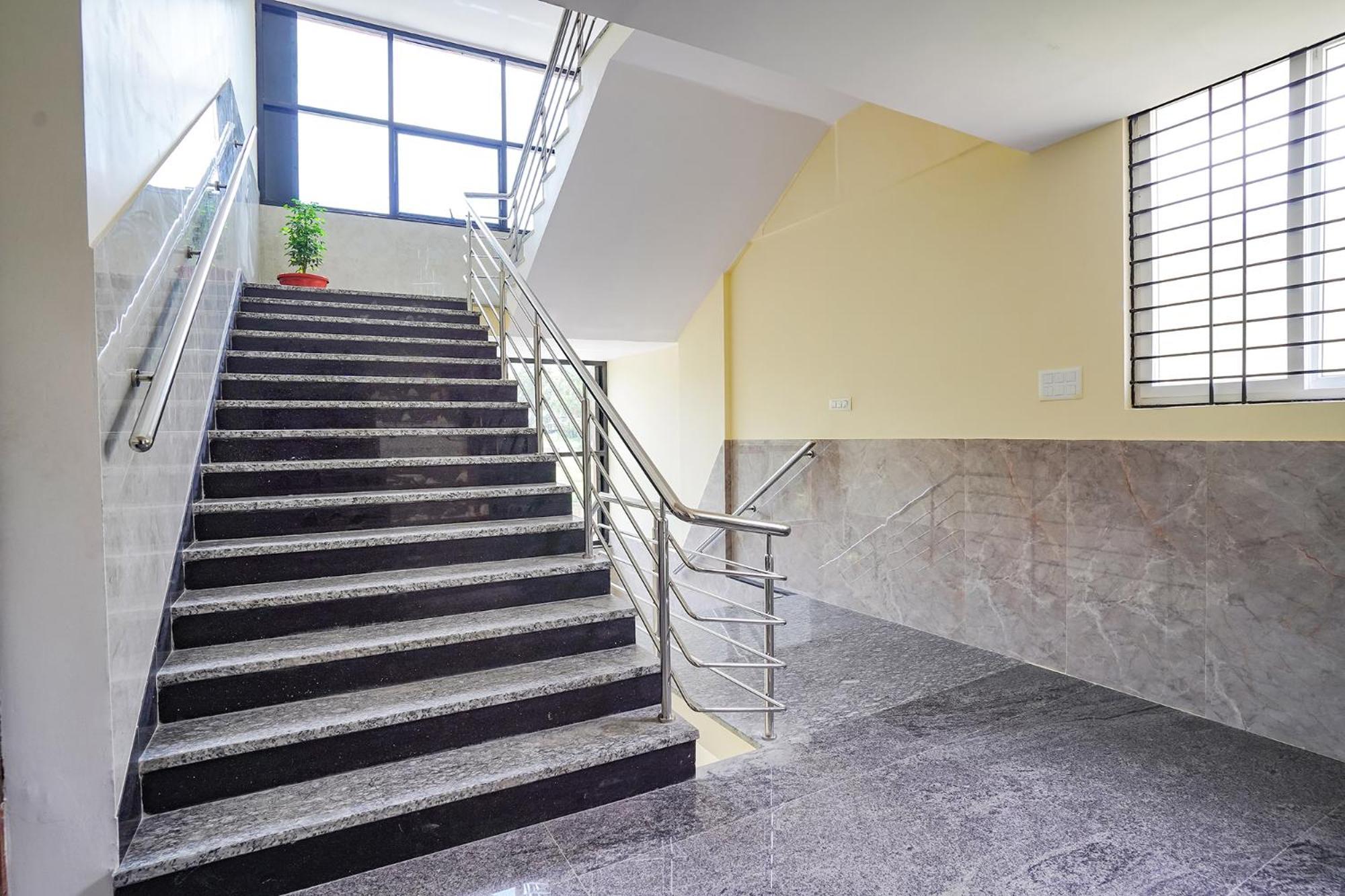 Fabhotel Platinum Palace - Nr Magadi Main Road Bangalore Luaran gambar